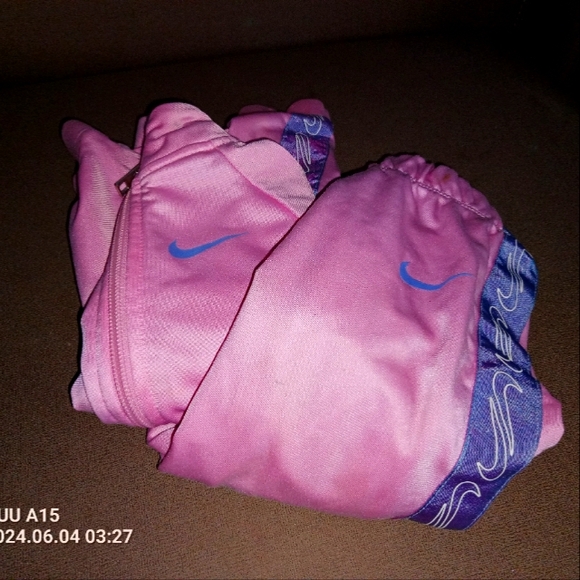 Jogger - Picture 3 of 3